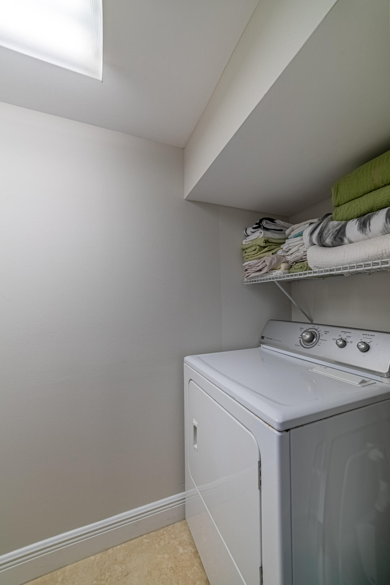 3250 South Ocean Boulevard, Unit 507N Palm Beach, FL 33480 - Photo 44 of 56 a utility room with dryer and washer