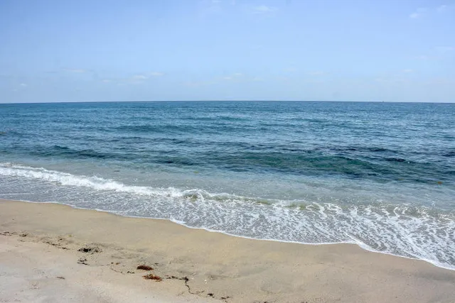 a view of building with outdoor space