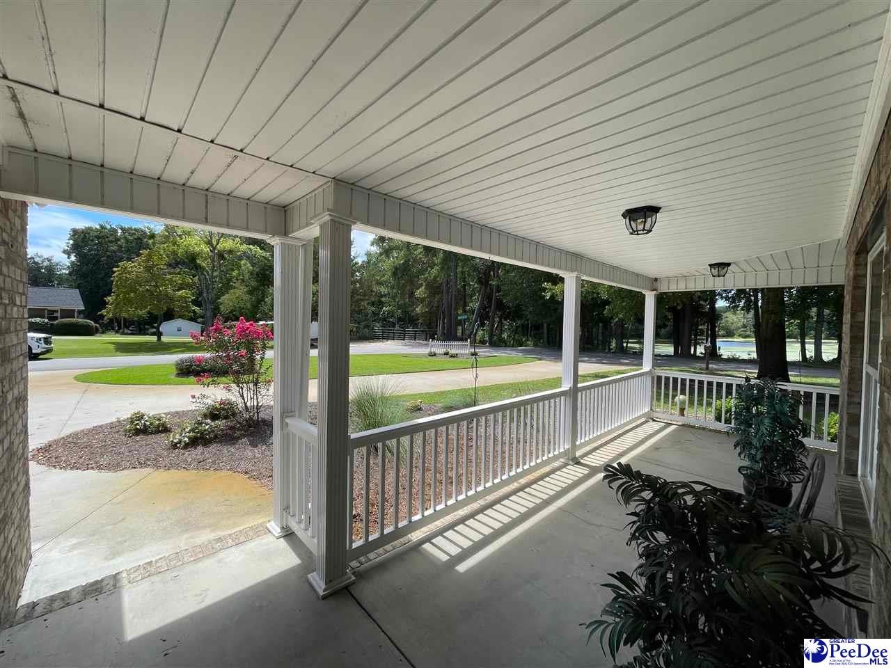830 Preakness Lane Florence, SC 29501 - Photo 5 of 39 Gallery Image 5