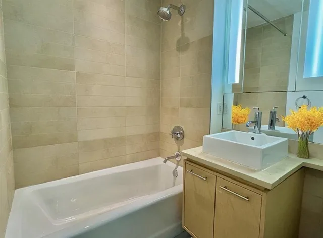 $1,490,000 | 306 Gold Street, Unit 16A | Downtown Brooklyn