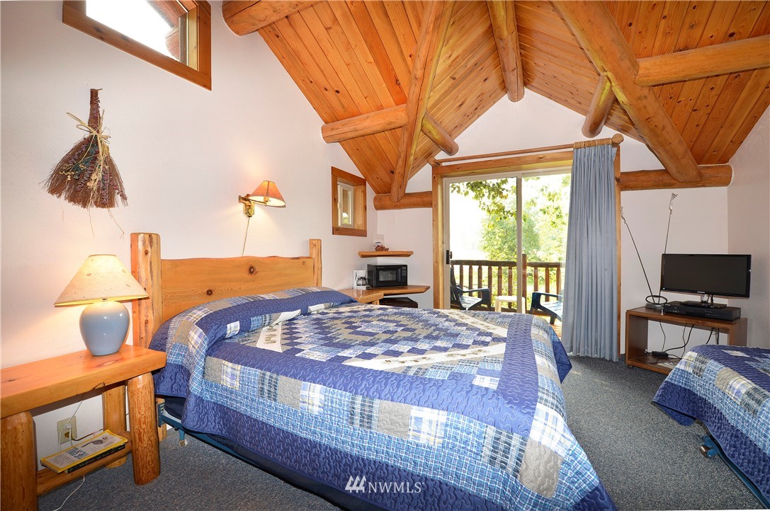 22 Wolf Ridge Lane Winthrop, WA 98862 - Photo 13 of 16 Gallery Image 13