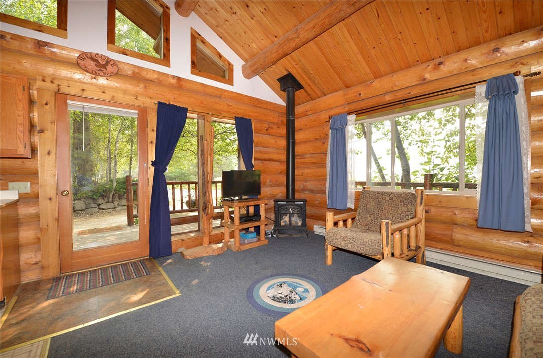 22 Wolf Ridge Lane Winthrop, WA 98862 - Photo 3 of 16 Gallery Image 3