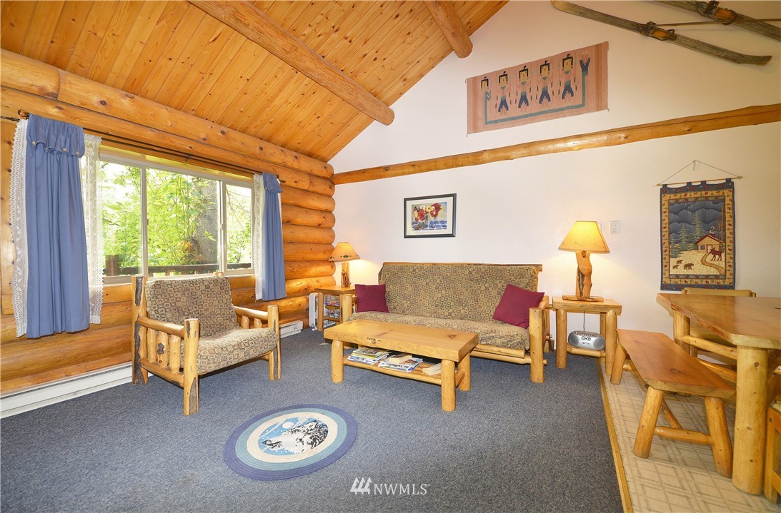 22 Wolf Ridge Lane Winthrop, WA 98862 - Photo 4 of 16 Gallery Image 4