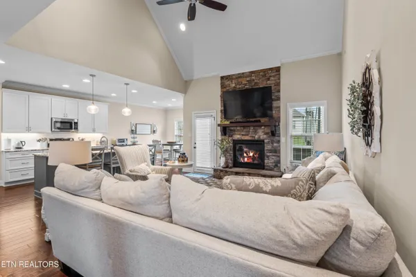 $779,000 | 1432 Edenbridge Drive, Alcoa, TN 37701