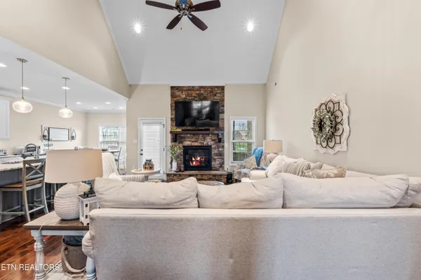 $779,000 | 1432 Edenbridge Drive, Alcoa, TN 37701