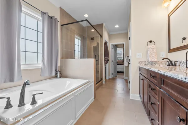 $779,000 | 1432 Edenbridge Drive, Alcoa, TN 37701