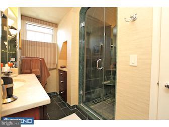 421 South Jessup Street Philadelphia, PA 19147 - Photo 12 of 12 Bathroom