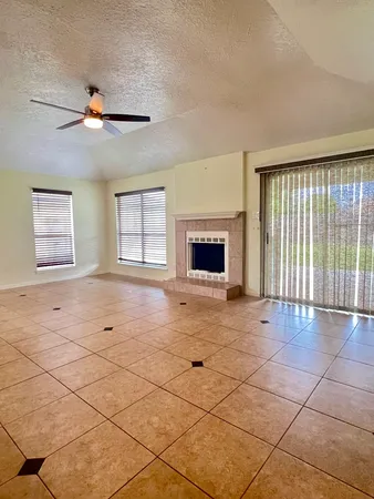 $1,950 | 2118 Endicott Lane, Sugar Land, TX 77478