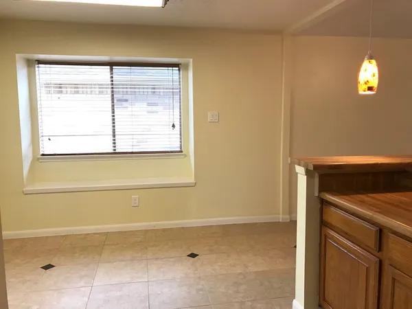 $1,950 | 2118 Endicott Lane, Sugar Land, TX 77478