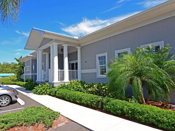 a view of a tennis court
