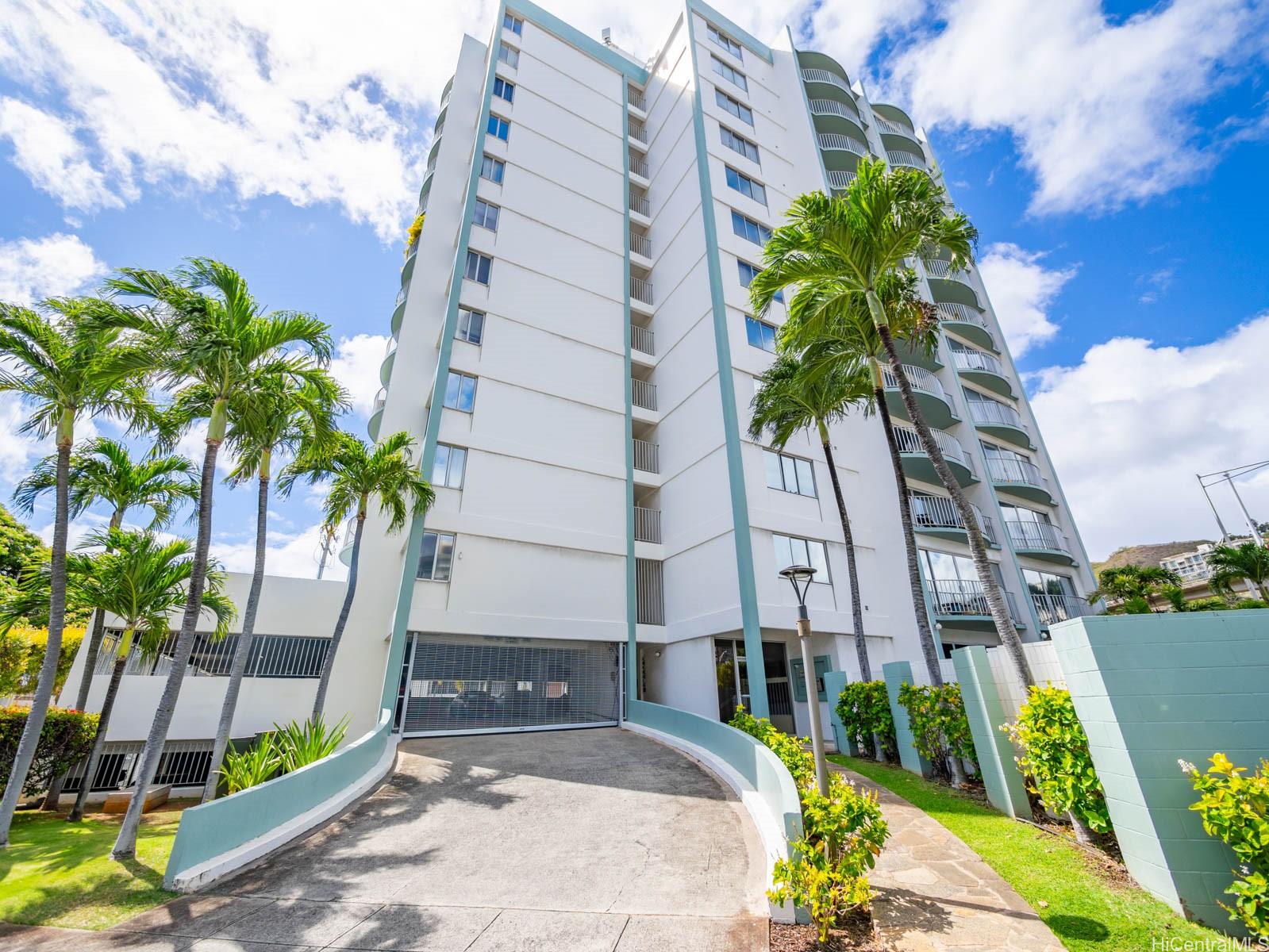 710 Lunalilo Street, Unit 402 Honolulu, HI 96813 - Photo 2 of 20