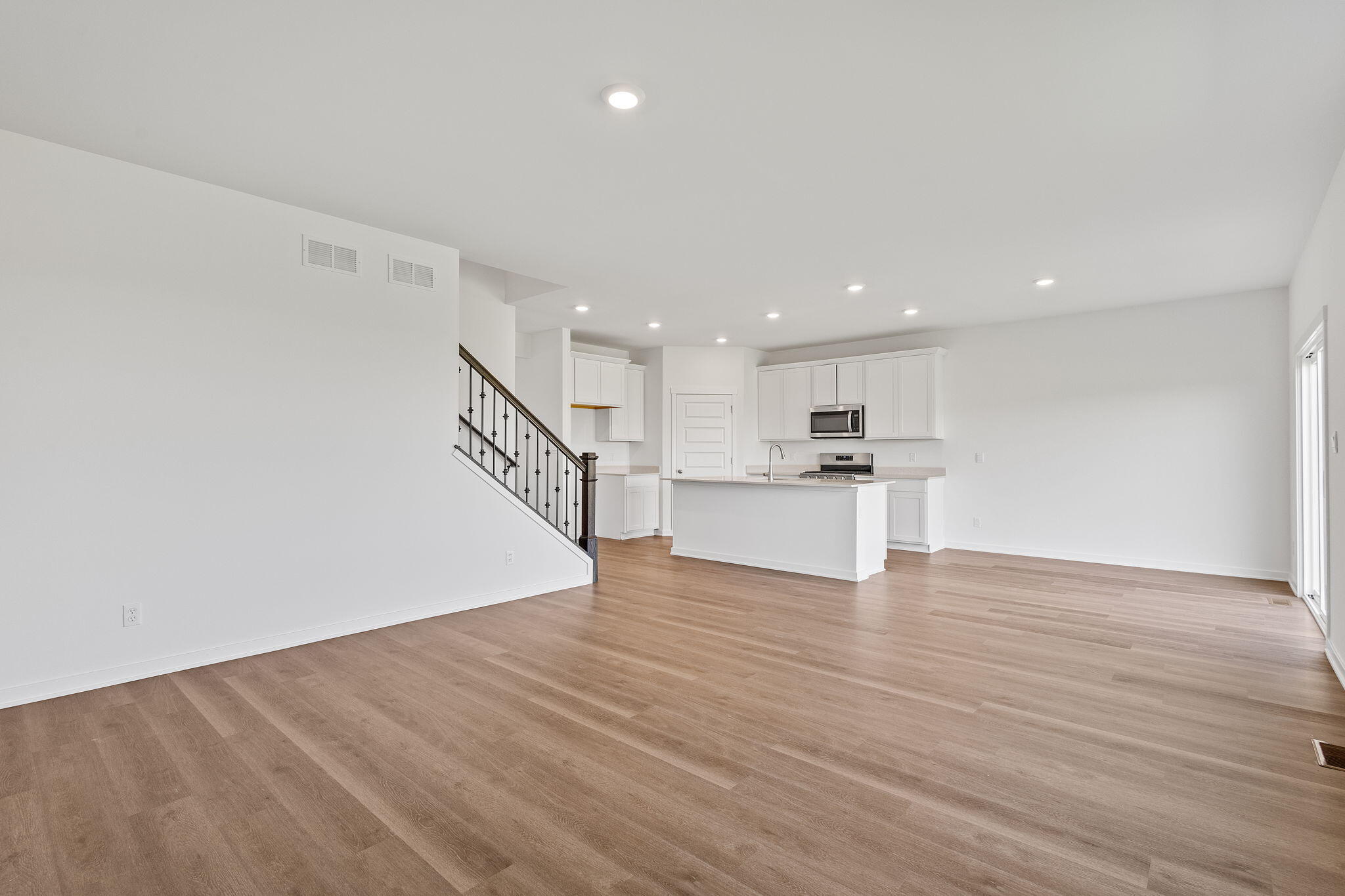 7622 West 107th Place Crown Point, IN 46307 - Photo 7 of 29 2048x1365