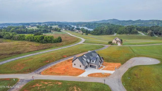 $877,000 | 165 Grandville Court, Vonore, TN 37885