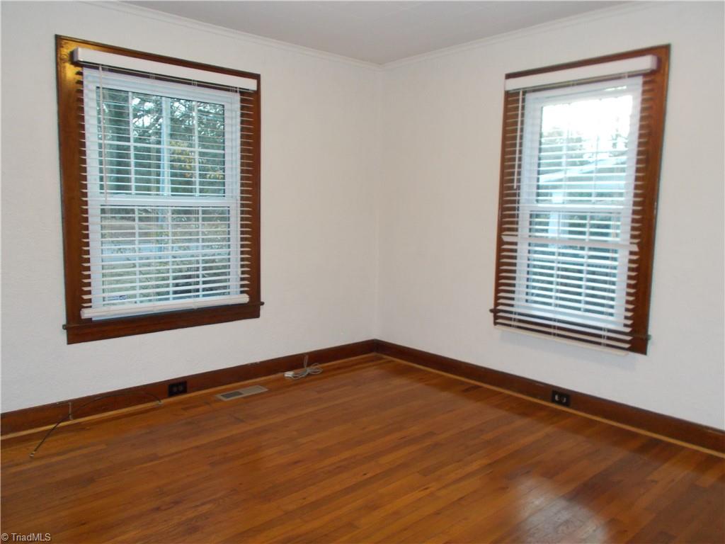306 Rockspring Road High Point, NC 27262 - Photo 10 of 15 Gallery Image 10