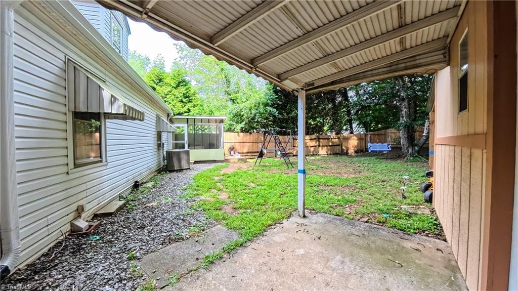 2100 Springs Road Mount Airy, NC 27030 - Photo 5 of 39 Gallery Image 5