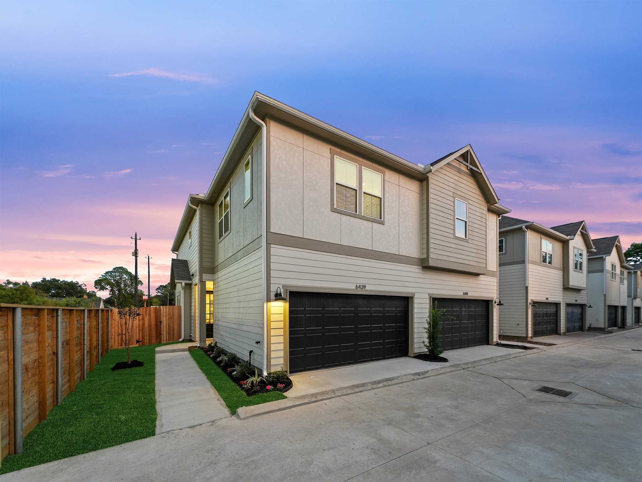 6451-6453 Rena Street Houston, TX 77092 - Photo 2 of 28