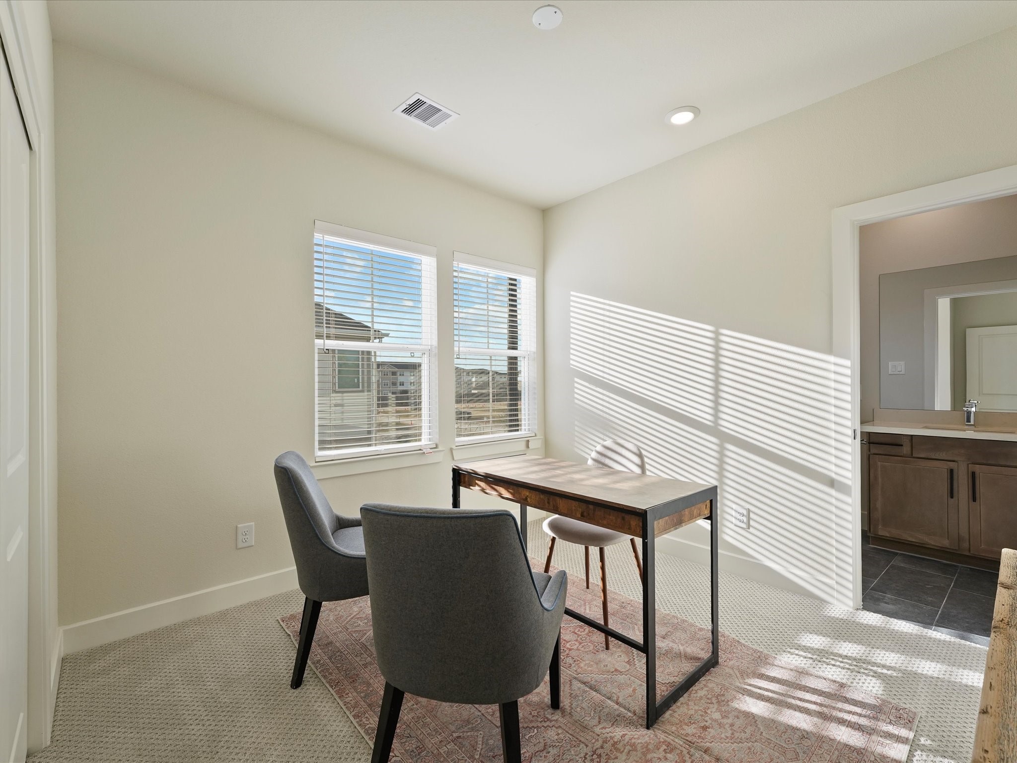 6451-6453 Rena Street Houston, TX 77092 - Photo 22 of 28 Secondary Bedroom