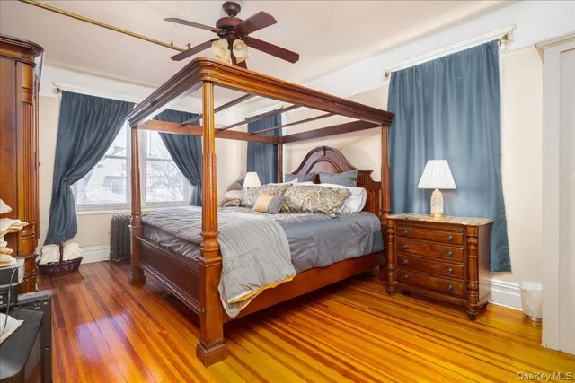 $1,550,000 | 225 Beach 120th Street | Rockaway Park