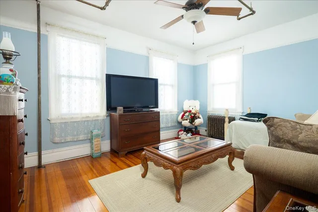 $1,550,000 | 225 Beach 120th Street | Rockaway Park