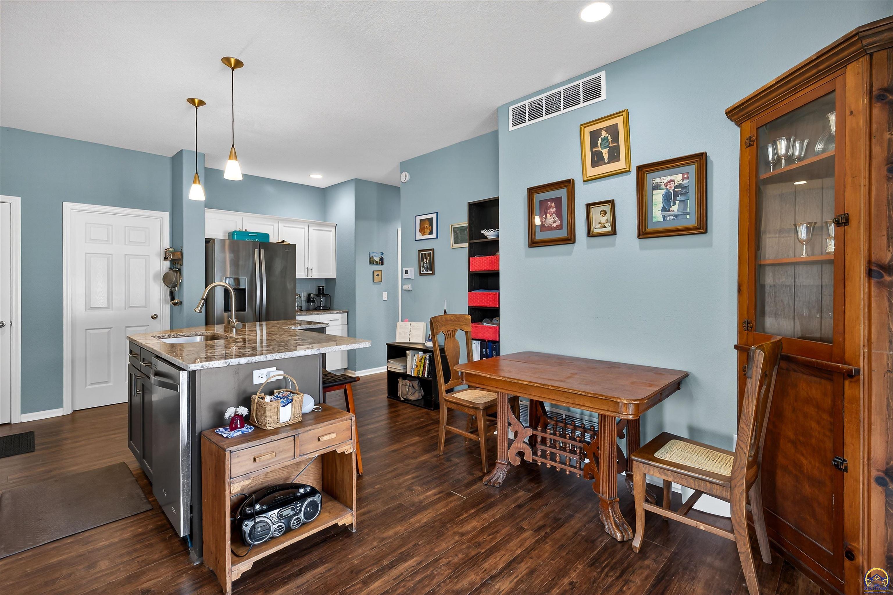 2757 Shadow Ridge Place Eudora, KS 66025 - Photo 6 of 17