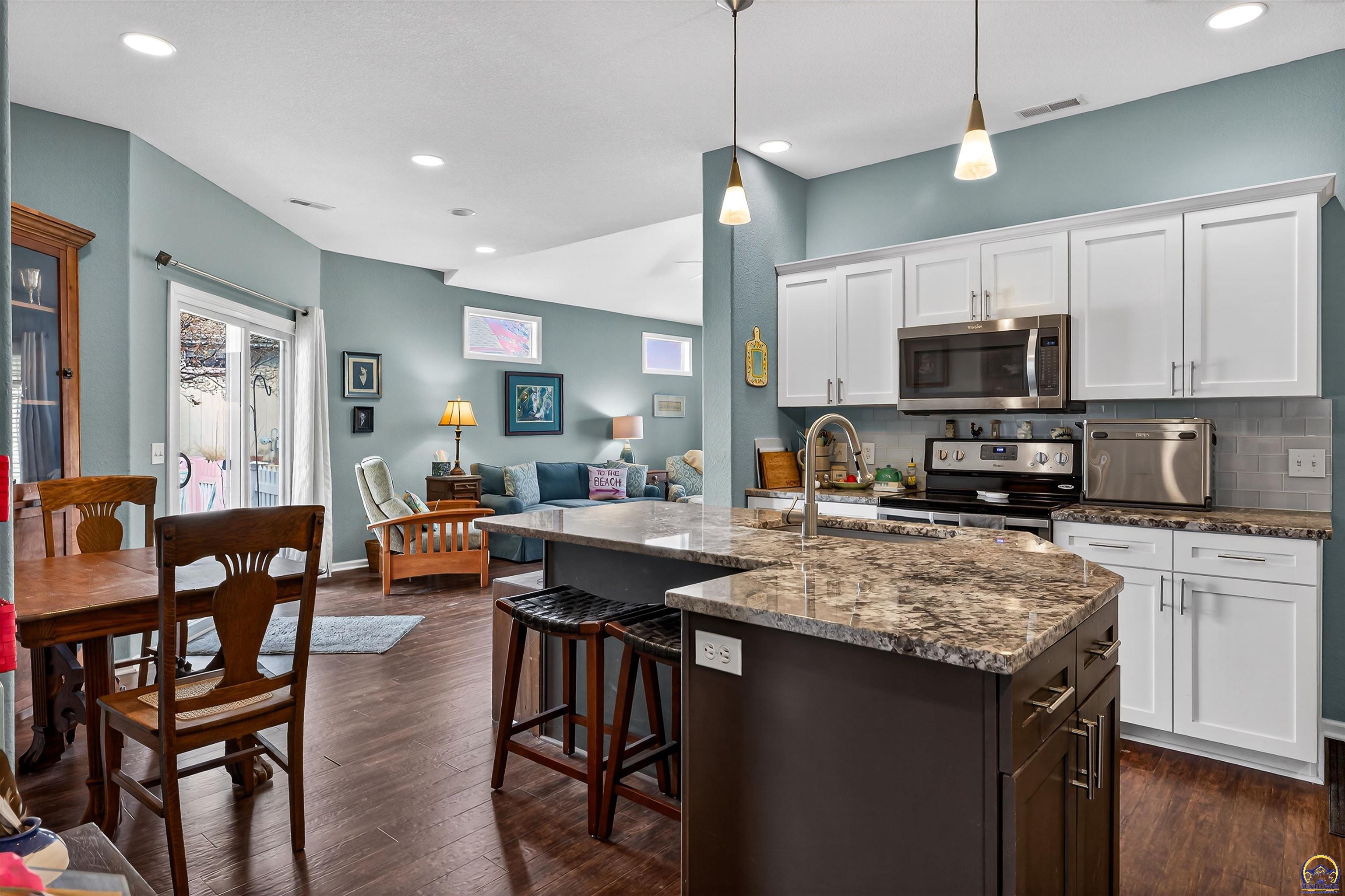 2757 Shadow Ridge Place Eudora, KS 66025 - Photo 8 of 17