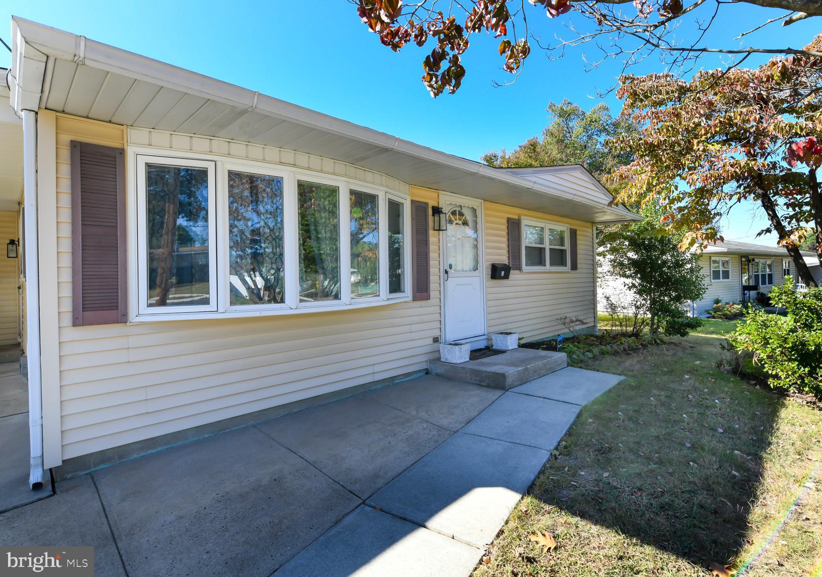 18 Merion Lane Maple Shade, NJ 08052 - Photo 5 of 24 Gallery Image 5
