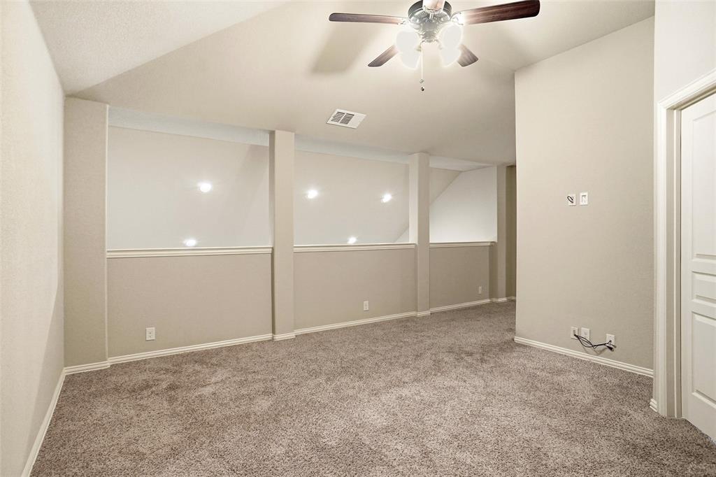 1021 Rustic Oak Way Burleson, TX 76028 - Photo 13 of 16