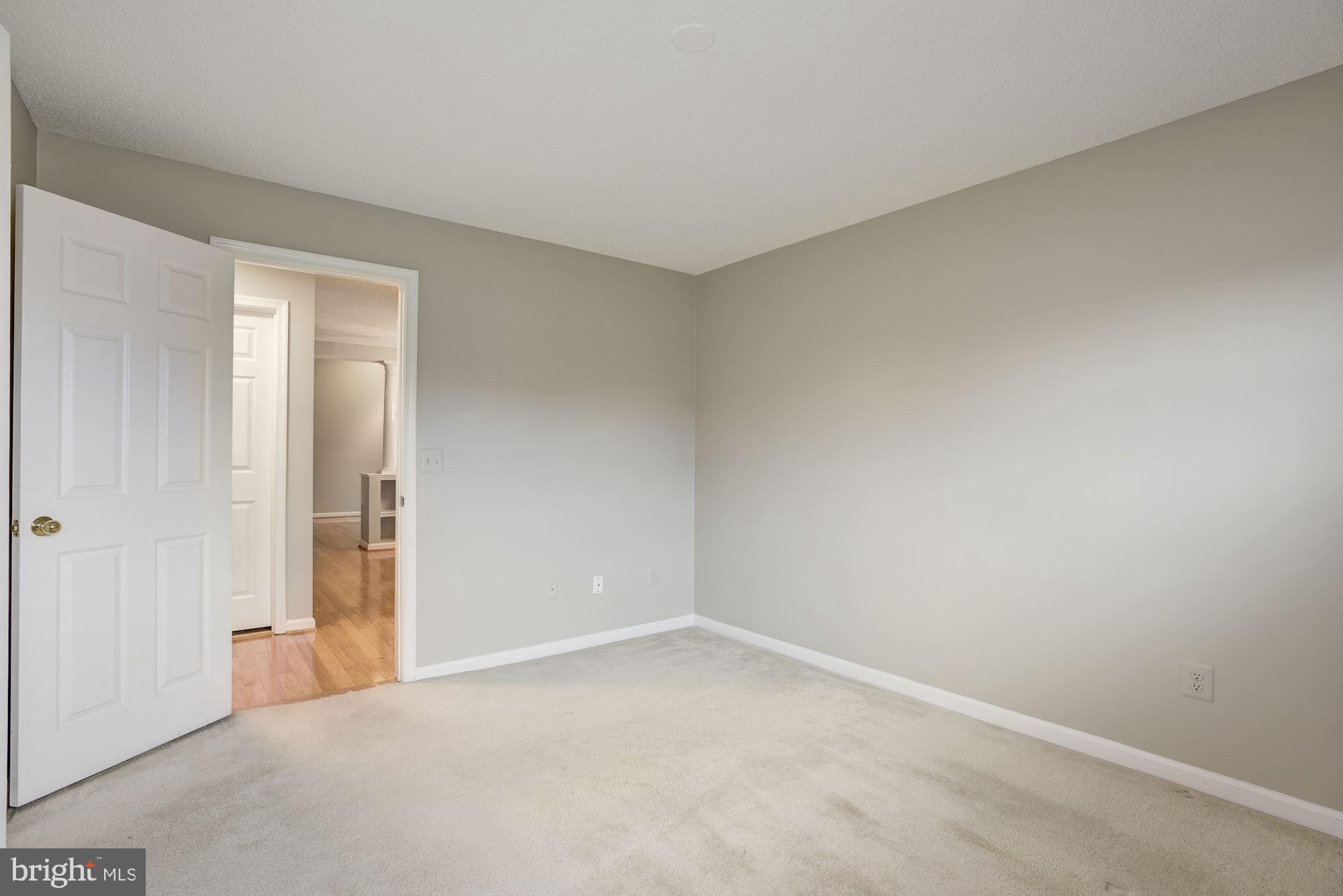 12016 Taliesin Place, Unit 35 Reston, VA 20190 - Photo 26 of 32 Gallery Image 26