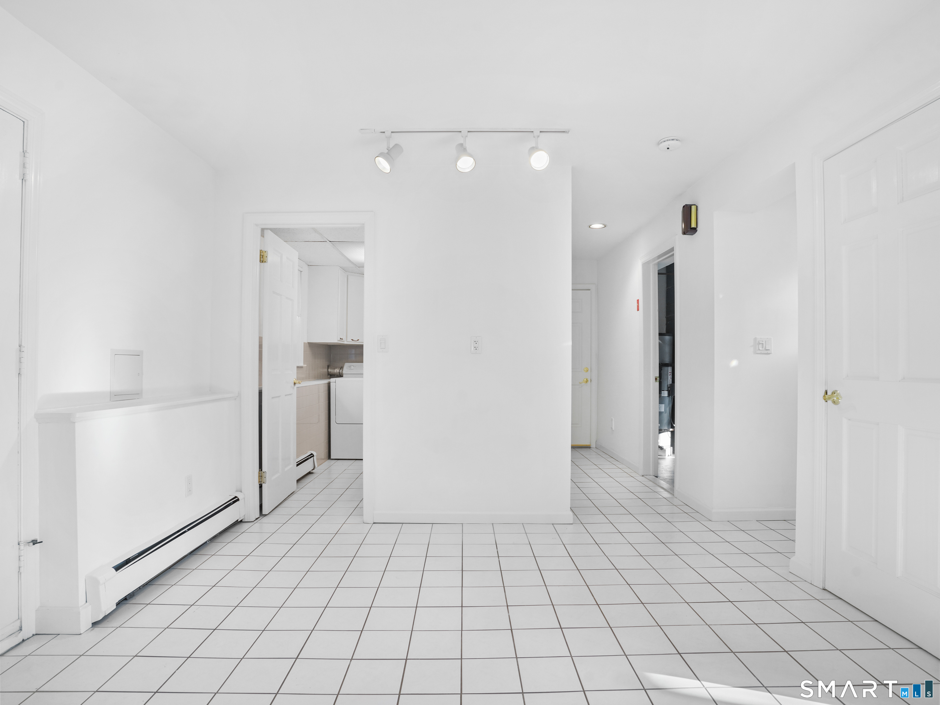 158 Mayfair Road Fairfield, CT 06824 - Photo 11 of 31 Lower Level