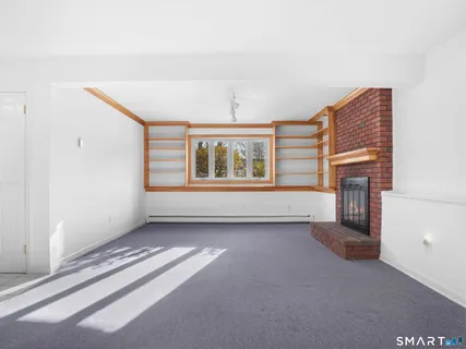 $749,000 | 158 Mayfair Road, Fairfield, CT 06824