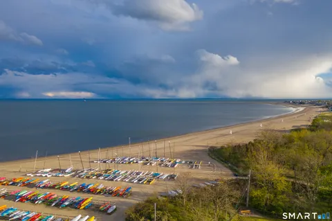 $749,000 | 158 Mayfair Road, Fairfield, CT 06824