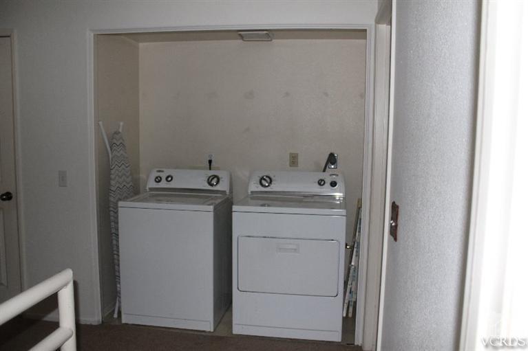 470 West Wooley Road Oxnard, CA 93030 - Photo 7 of 17 a utility room with dryer and washer