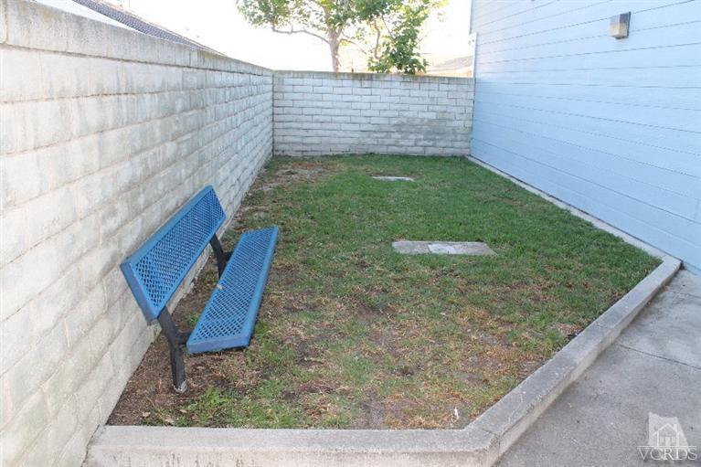 470 West Wooley Road Oxnard, CA 93030 - Photo 9 of 17 a view of outdoor space