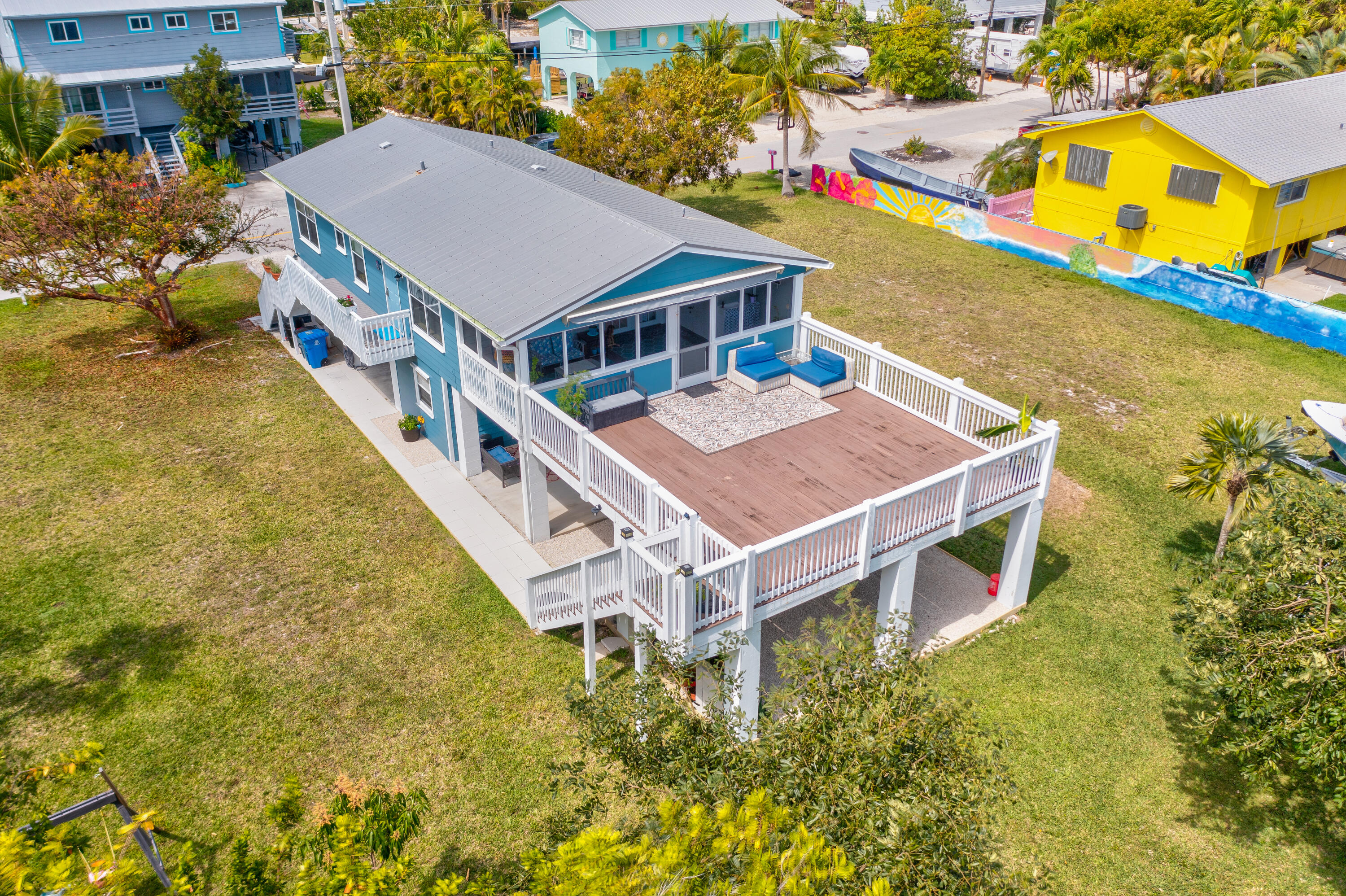 937 Loggerhead Ln - All Keys Aerial & Ph