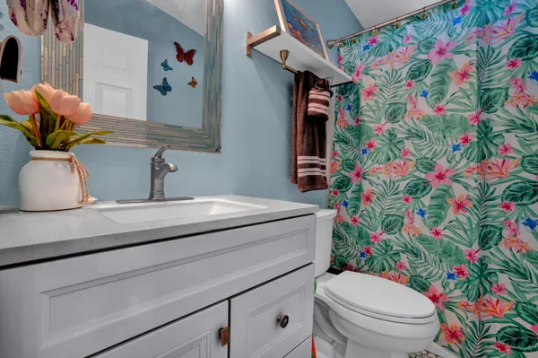 $849,000 | 937 Loggerhead Lane, Sugarloaf, FL 33042