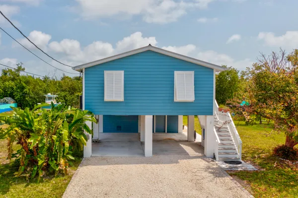 $849,000 | 937 Loggerhead Lane, Sugarloaf, FL 33042