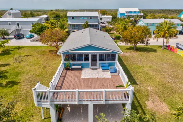 $849,000 | 937 Loggerhead Lane, Sugarloaf, FL 33042