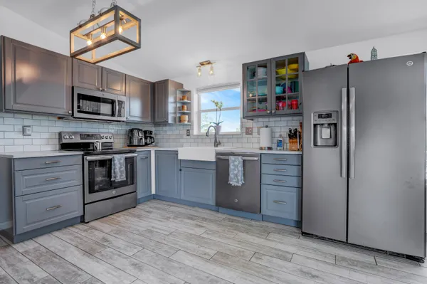 $849,000 | 937 Loggerhead Lane, Sugarloaf, FL 33042