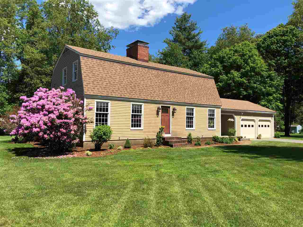 11 Benton Road Keene, NH 03431 - Photo 1 of 33