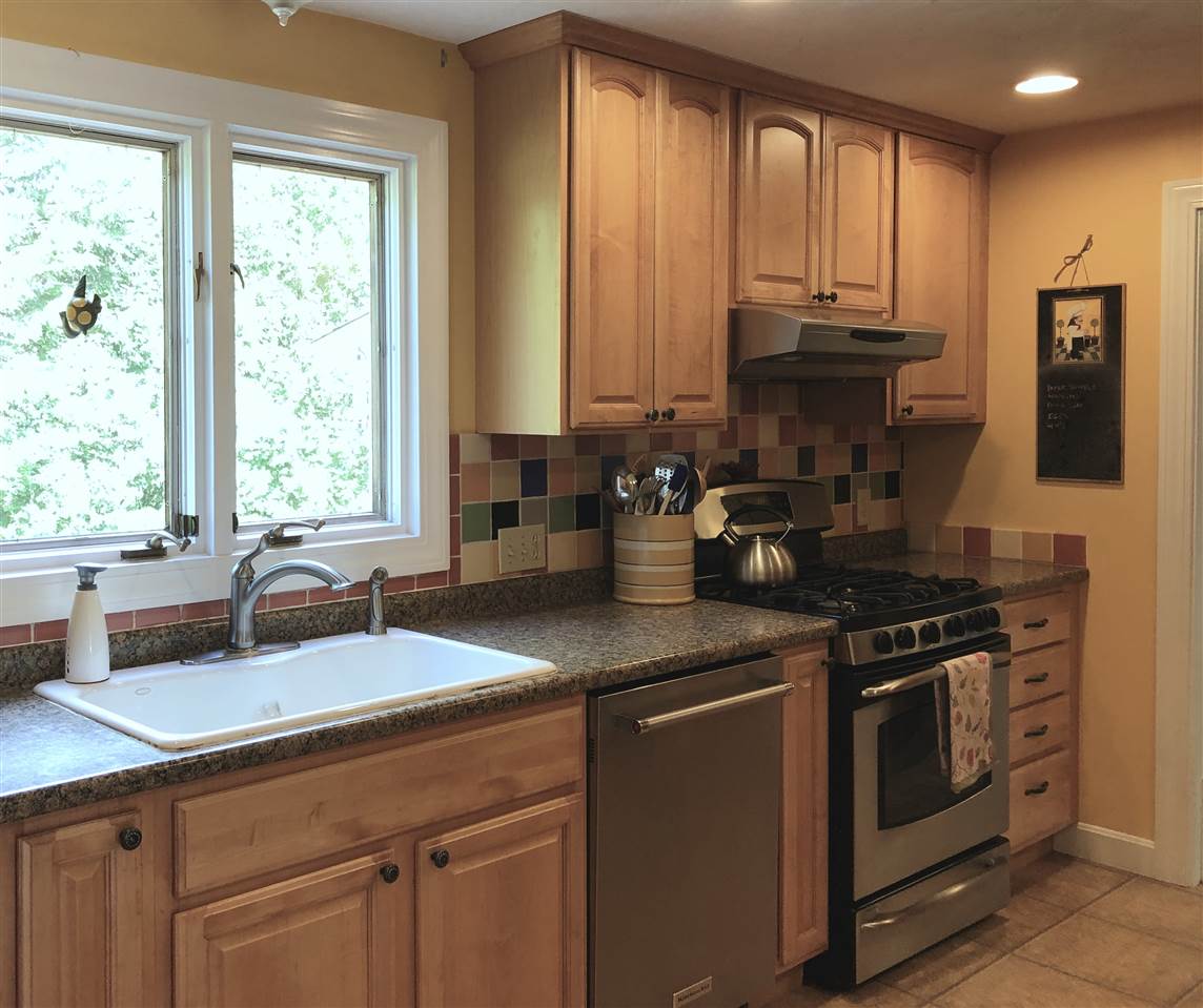 11 Benton Road Keene, NH 03431 - Photo 11 of 33