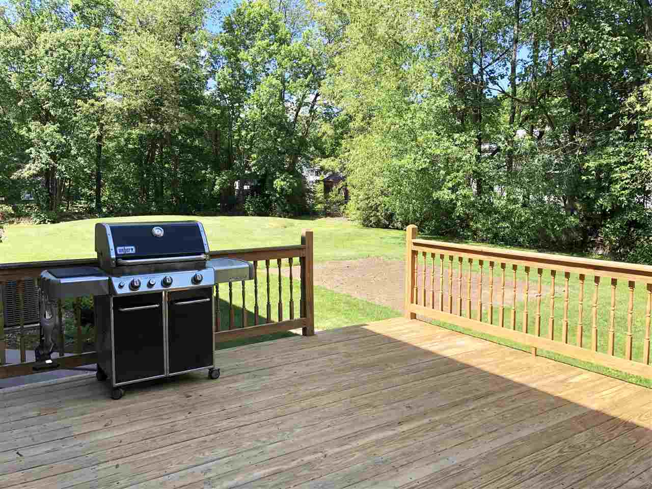 11 Benton Road Keene, NH 03431 - Photo 5 of 33