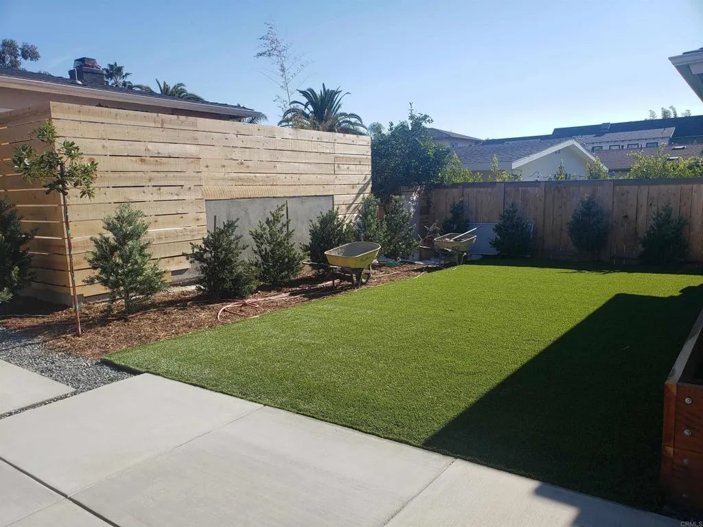804 Clark Avenue Encinitas, CA 92024 - Photo 32 of 50 a view of a back yard