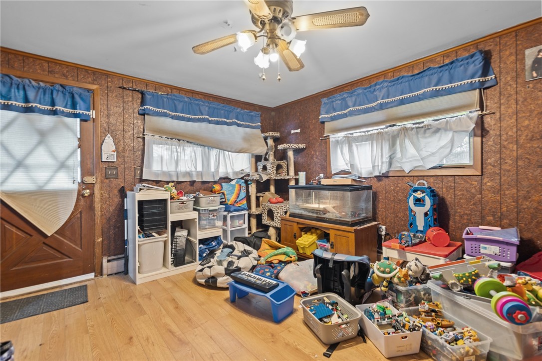 121 Heather Street Cranston, RI 02920 - Photo 15 of 31