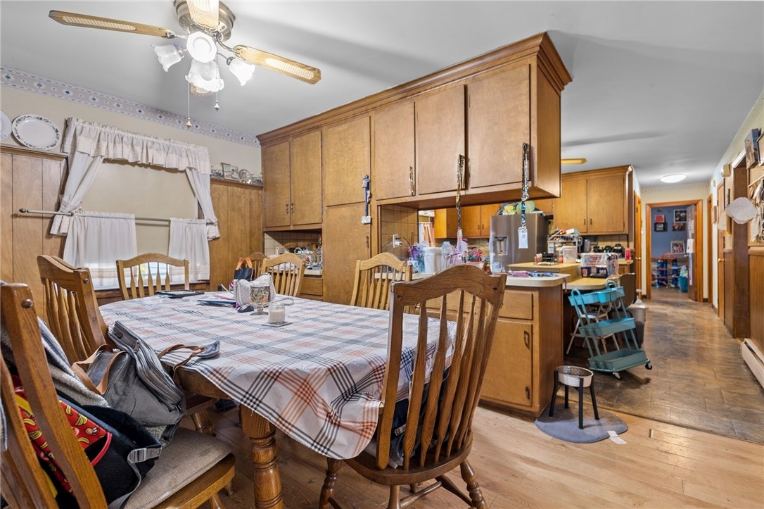 121 Heather Street Cranston, RI 02920 - Photo 7 of 31