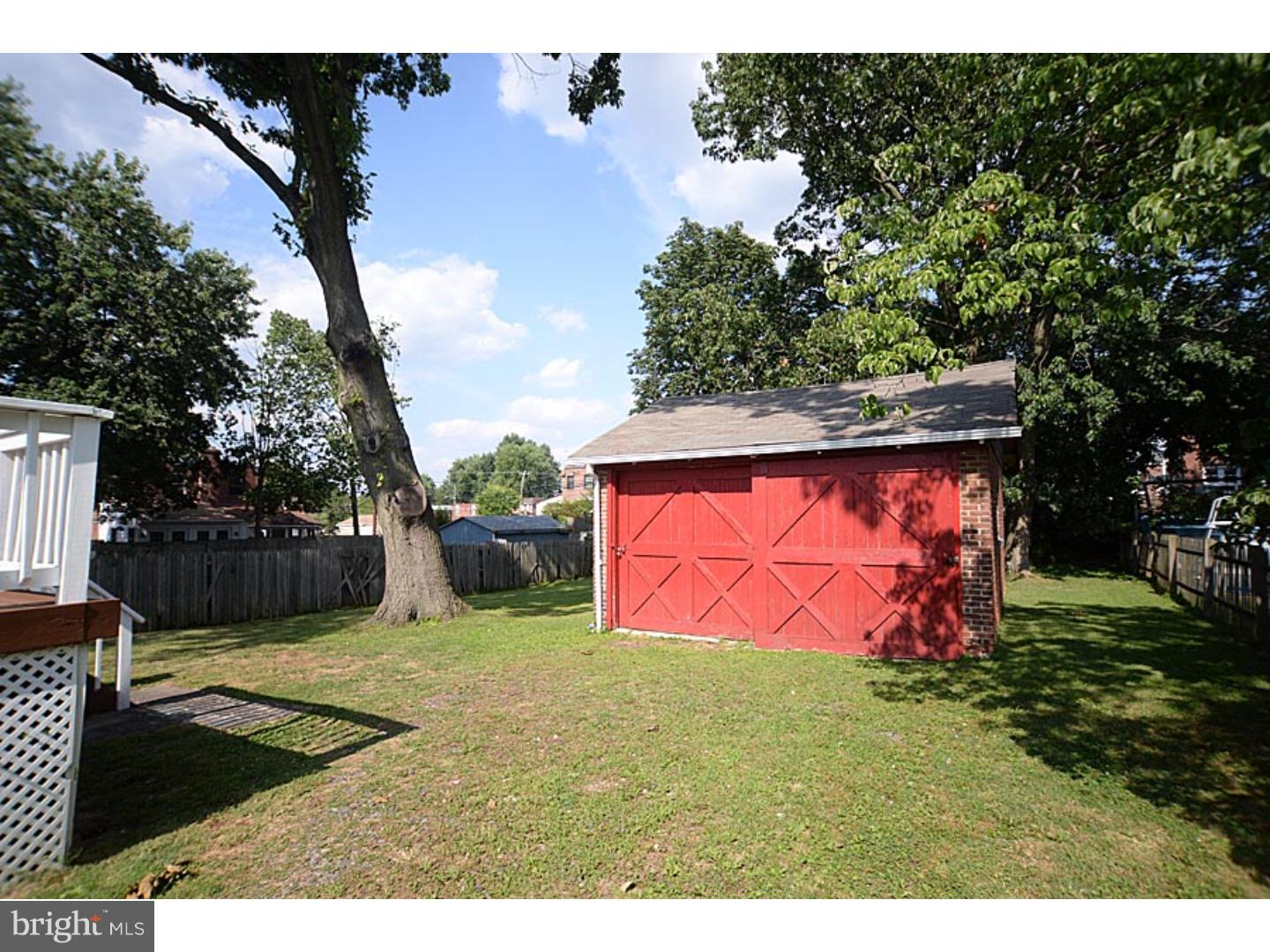 27 Upland Road Brookhaven, PA 19015 - Photo 23 of 25 Garage