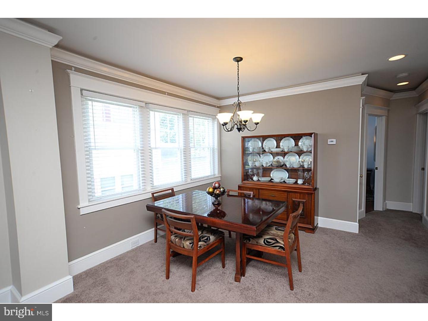 27 Upland Road Brookhaven, PA 19015 - Photo 4 of 25 Dining Room