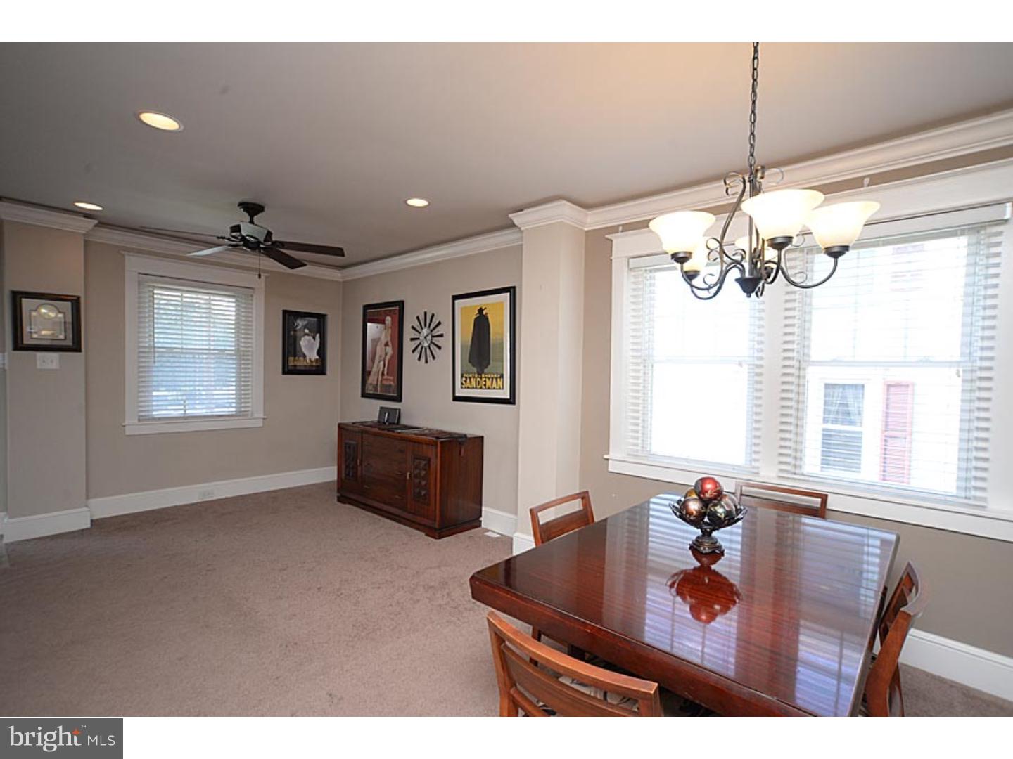 27 Upland Road Brookhaven, PA 19015 - Photo 5 of 25 Living Room