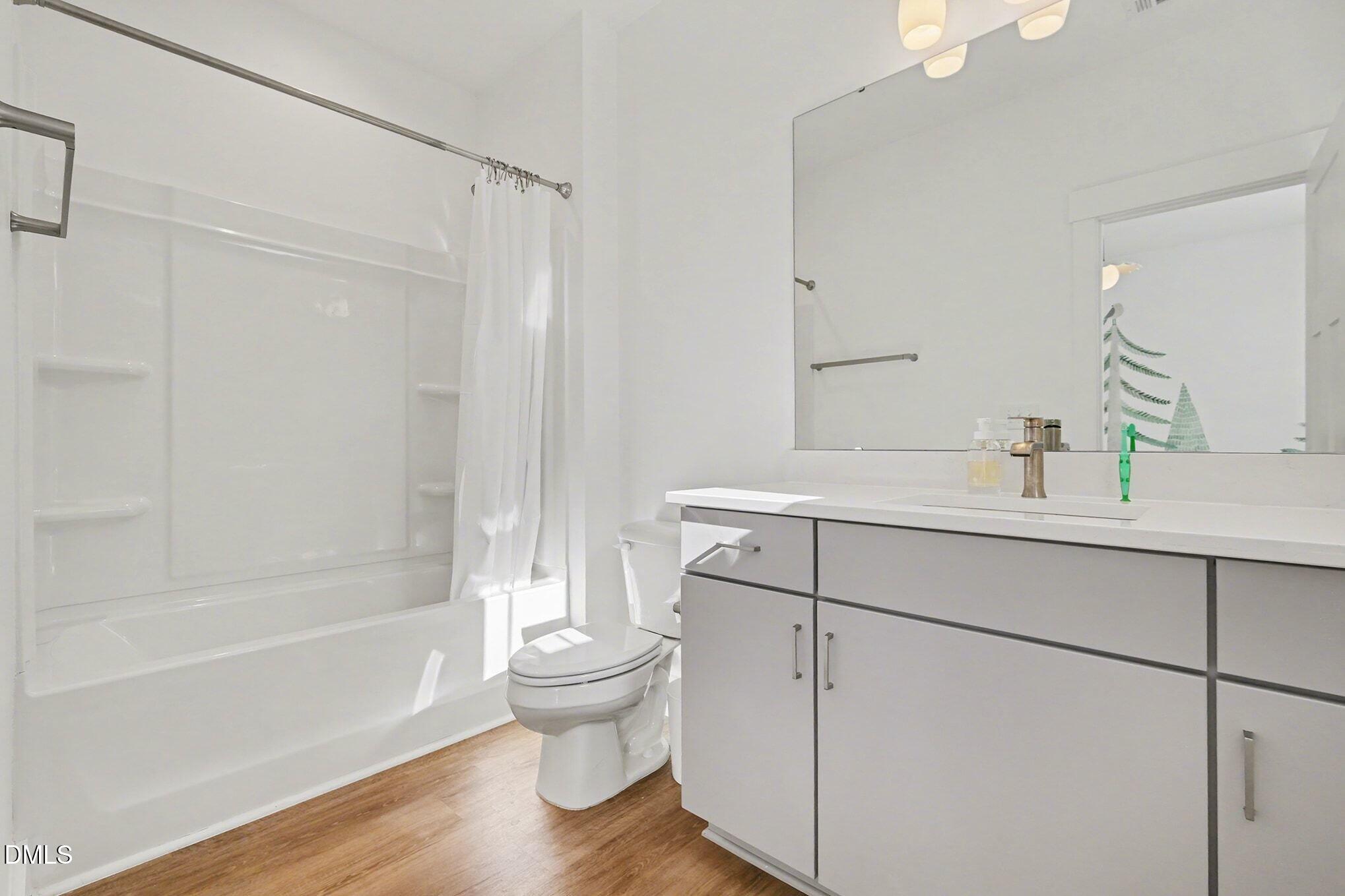 4019 Emerald Green Road Raleigh, NC 27612 - Photo 21 of 36 028_dsc_bed 2 bathroom