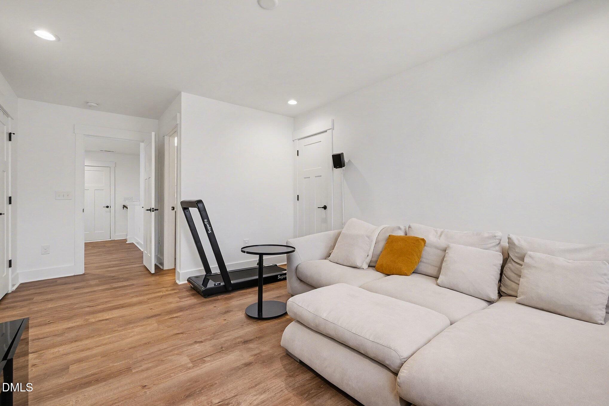 4019 Emerald Green Road Raleigh, NC 27612 - Photo 23 of 36 010_file_3rd fl rm 2