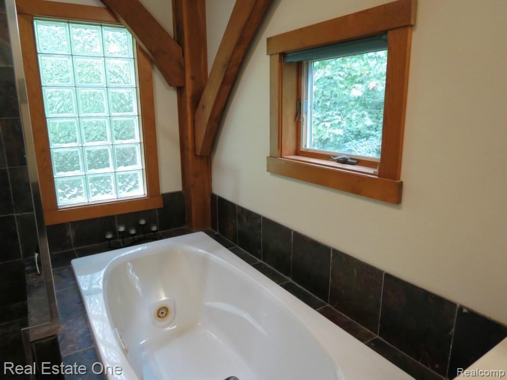 7711 Teahen Road Brighton, MI 48116 - Photo 26 of 49 027.jpg